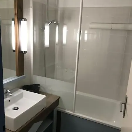 Vue Piscine Et Golf Апартаменты
